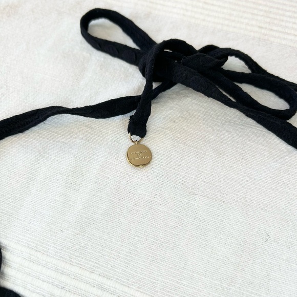 ✨Host Pick✨ KATE SPADE NEW YORK Marina Piccola Scallop Textured Triangle Bikini - Picture 11 of 16